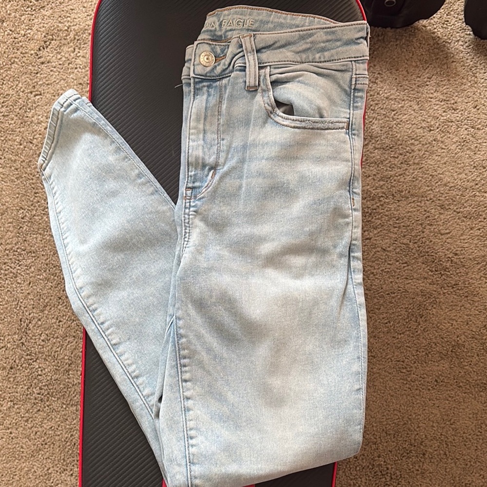 Faded Blue Women's American Eagle Jeans